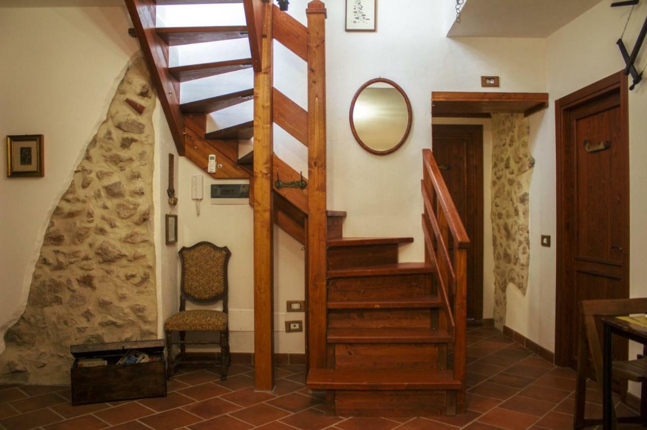 La Rupe Bed And Breakfast Norma Exterior photo